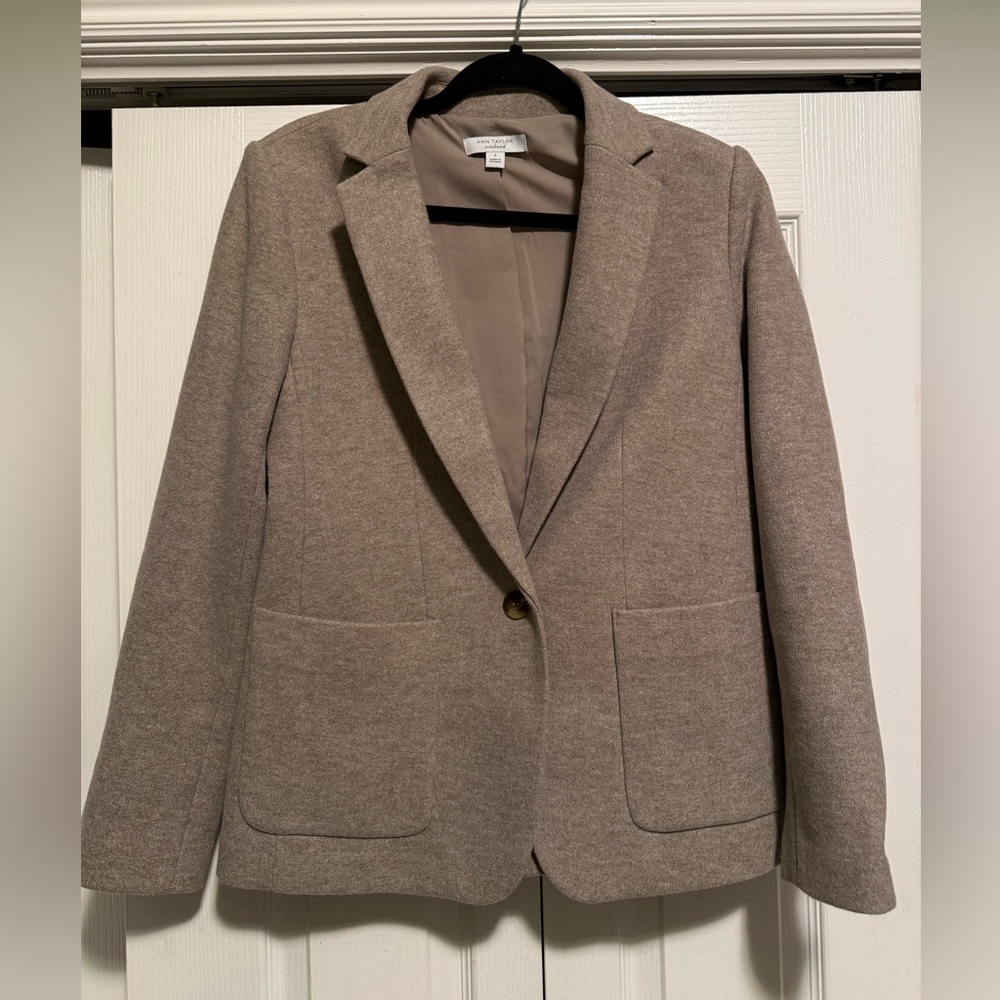 Ann Taylor Taupe Women's Blazer
